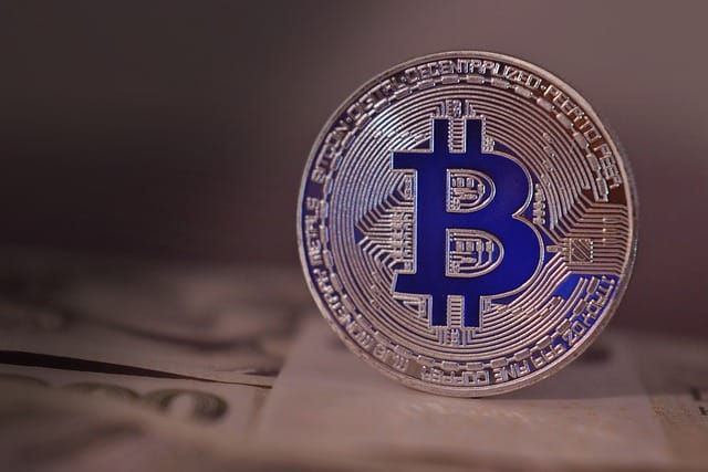 BTC Fiyatları: Kripto Para Piyasasında Beklenmedik Dalgalanmalar ve Gelecek Tahminleri